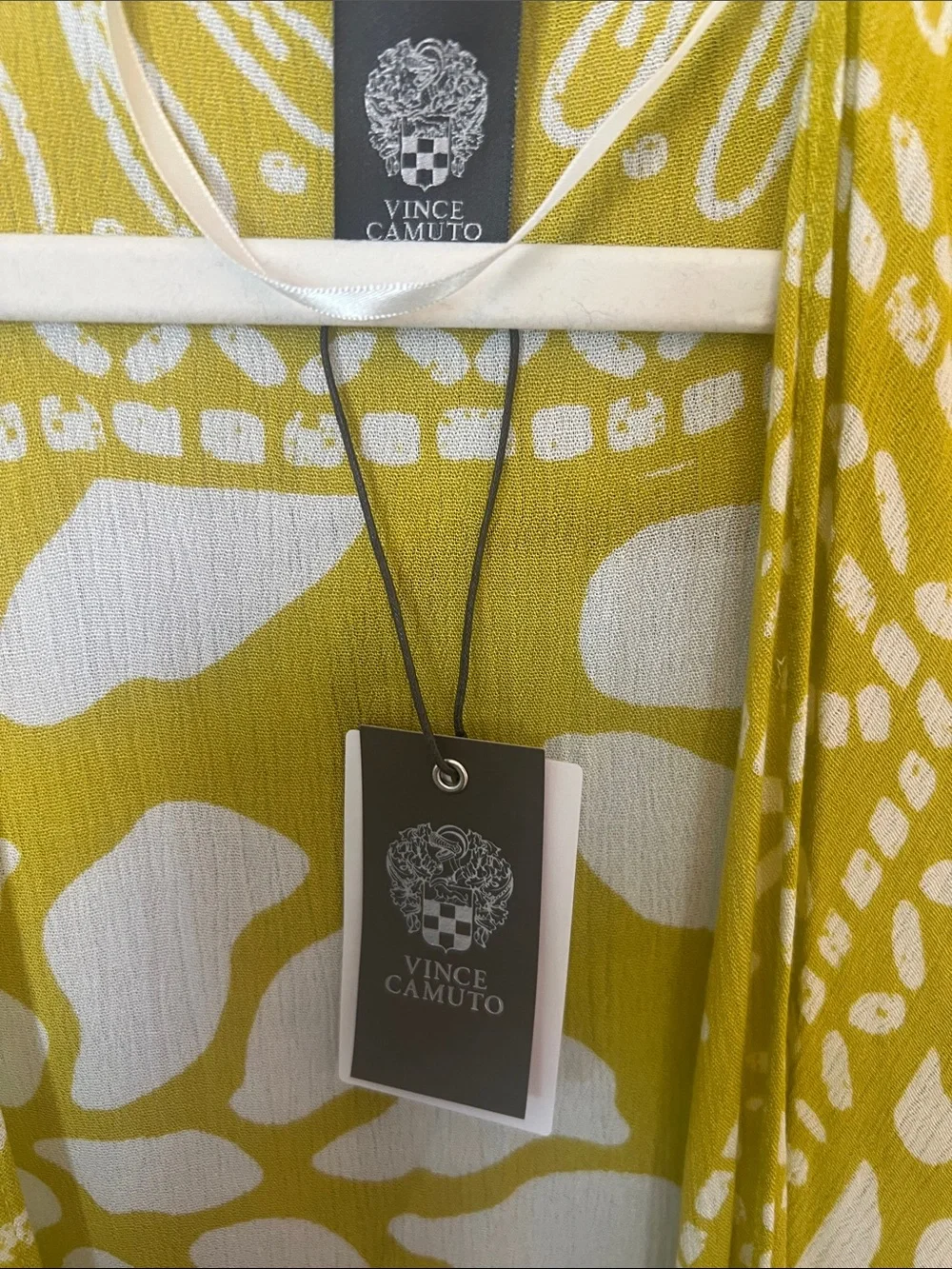 New Vince Camuto Citron Patterned Kimono one size